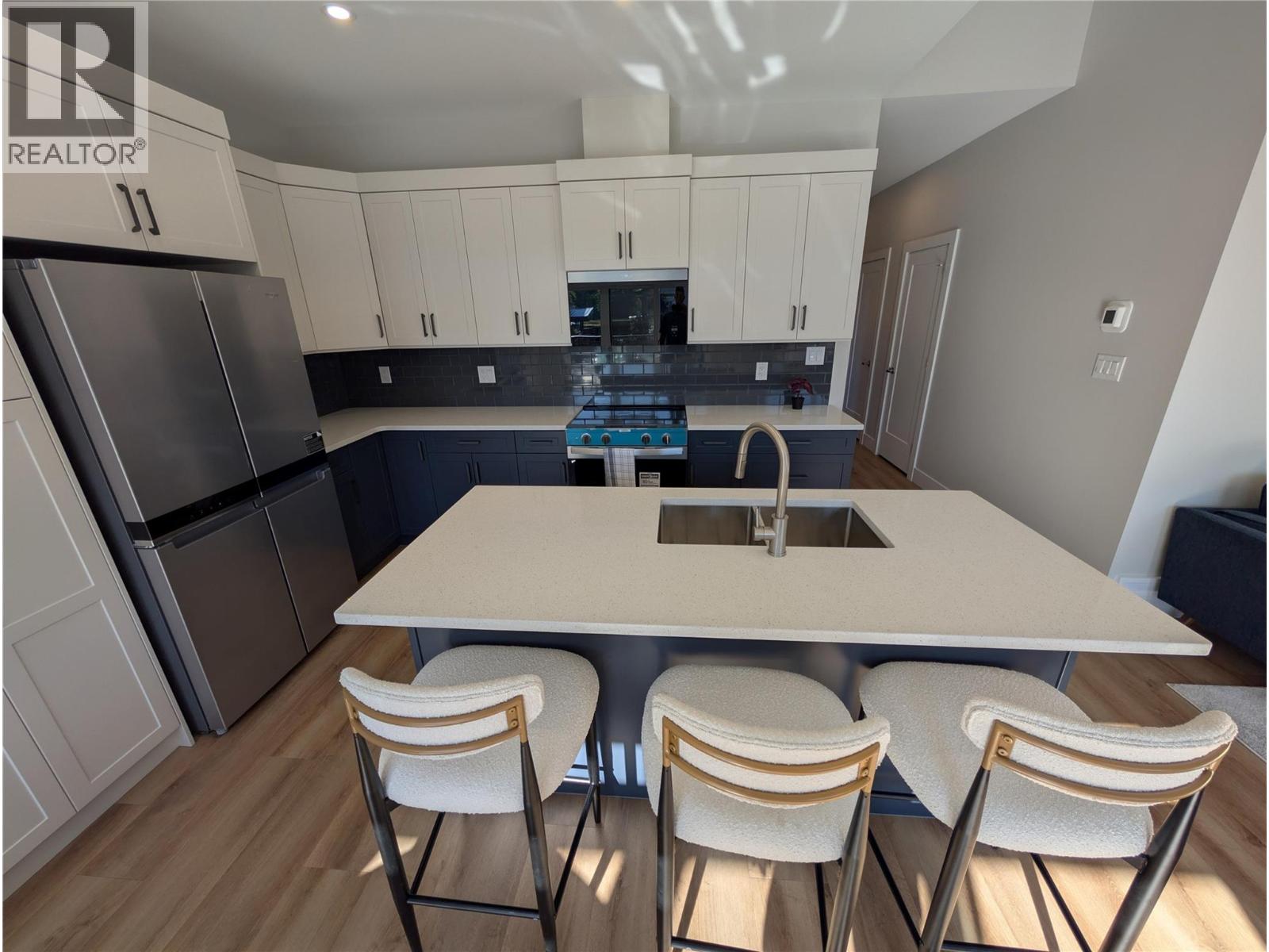 718 St Mary River Drive, Kimberley