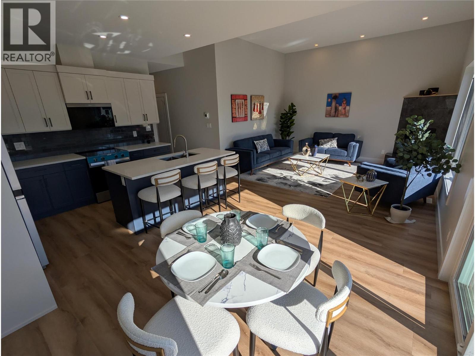 718 St Mary River Drive, Kimberley