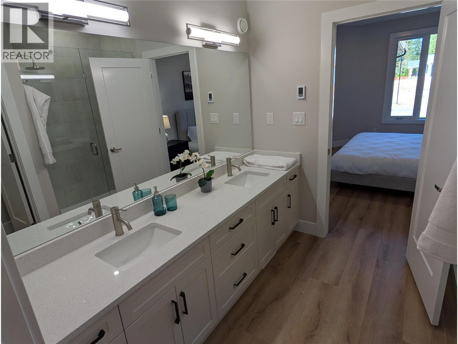 718 St Mary River Drive, Kimberley