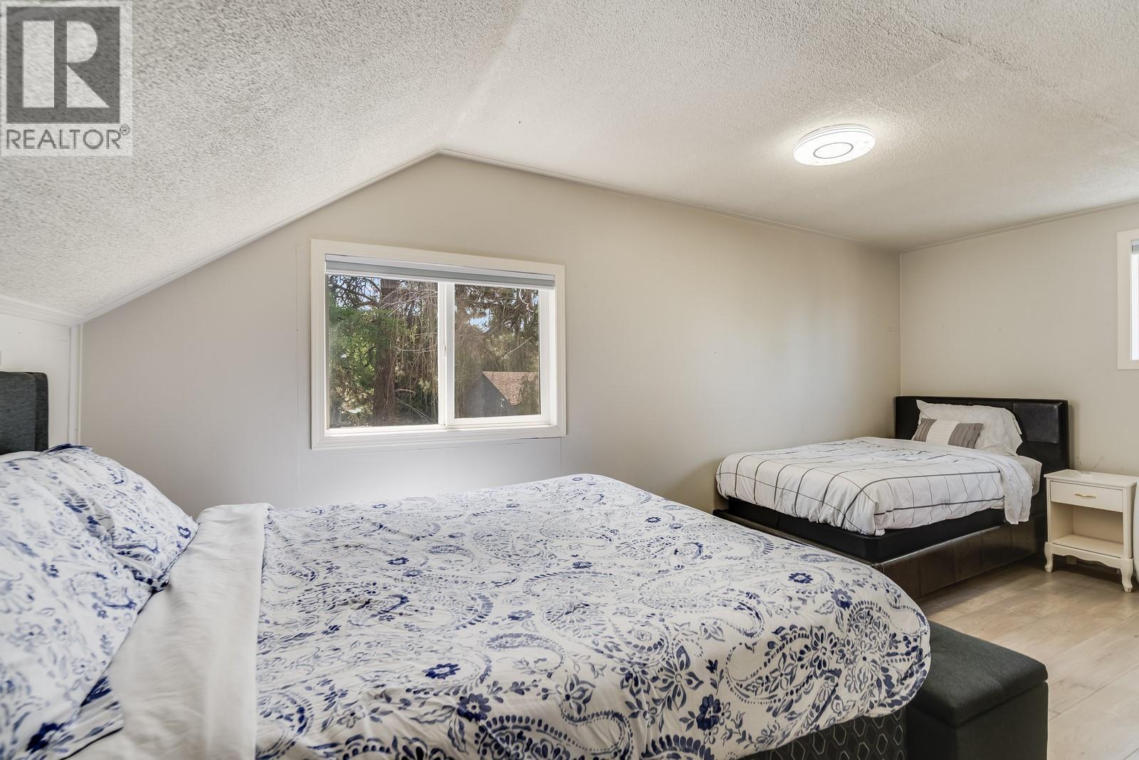 Photo 22 of 1293 Highway 33 E, Kelowna BC