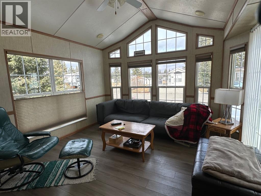 Photo 16 of 48 32379 Range Road 55, Rural Mountain View County AB