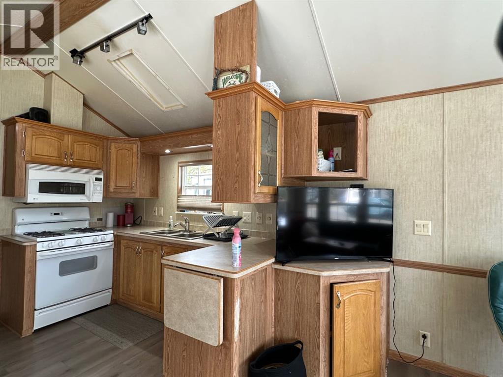 Photo 17 of 48 32379 Range Road 55, Rural Mountain View County AB