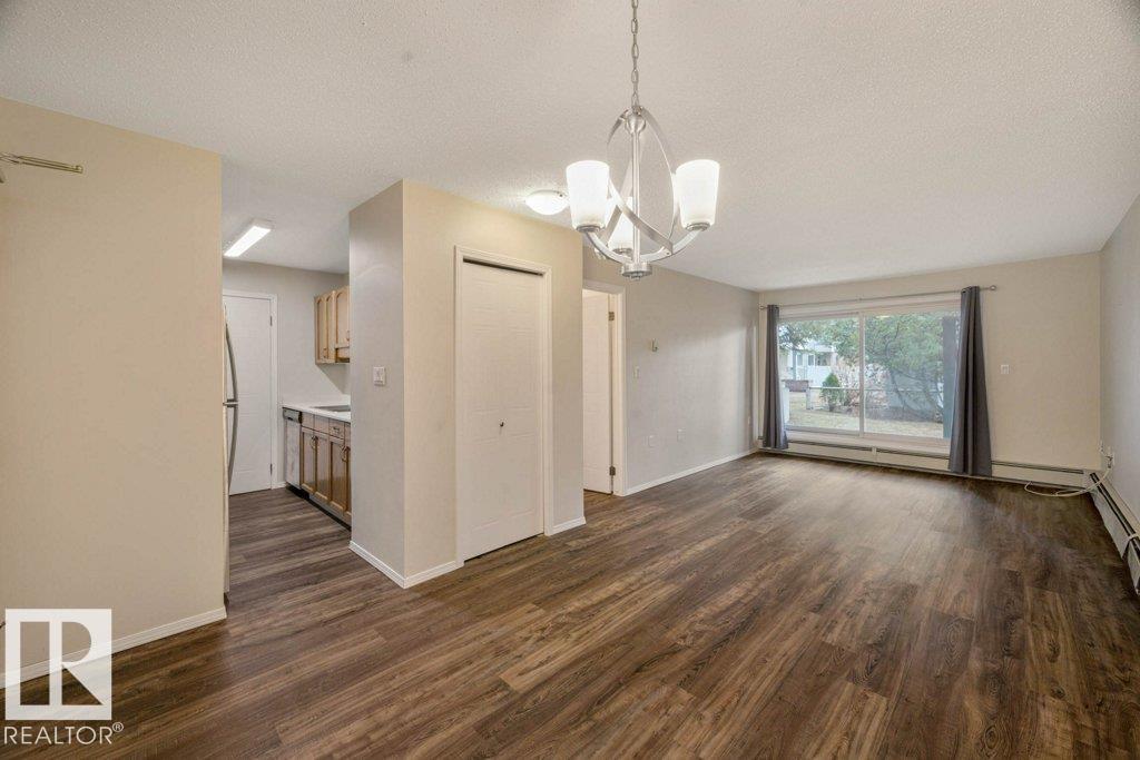 Photo 4 of 110 15503 106 St Nw, Edmonton AB
