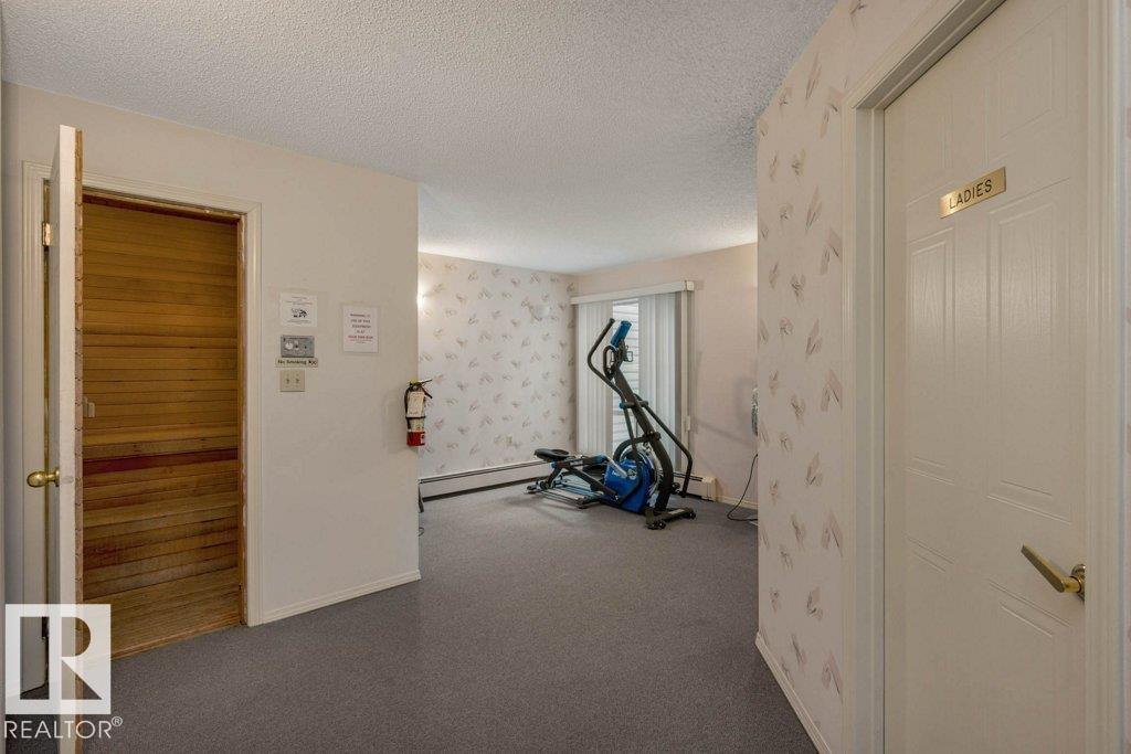 Photo 18 of 110 15503 106 St Nw, Edmonton AB