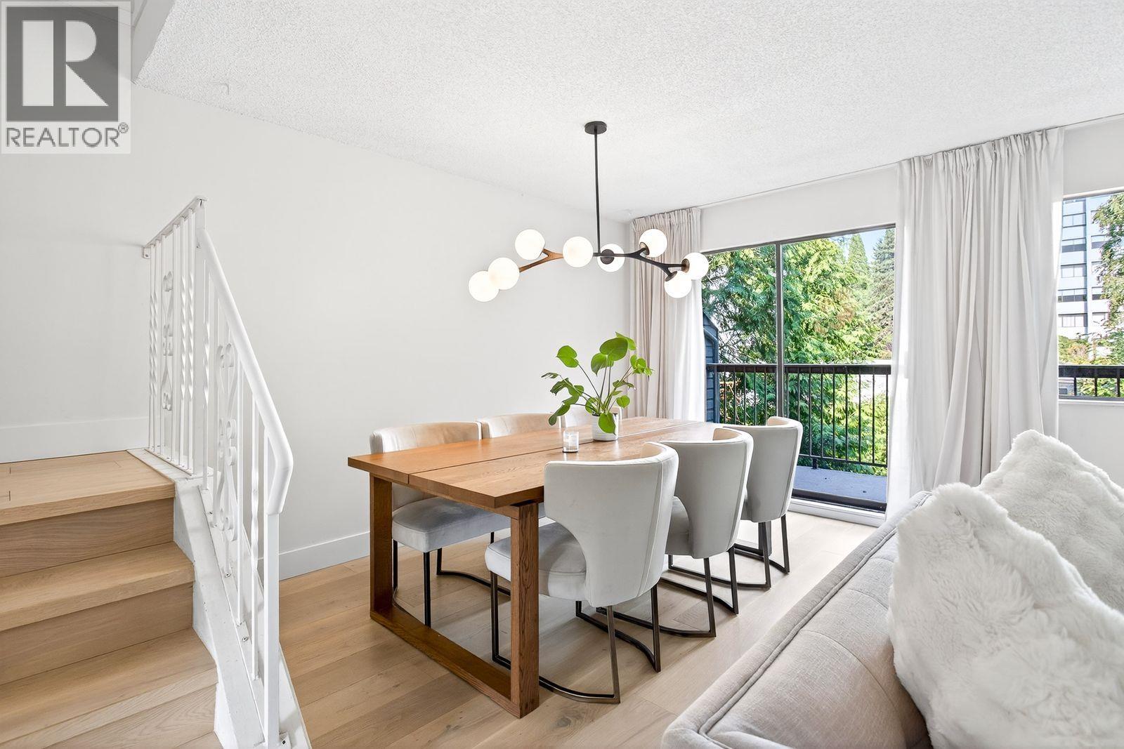 Photo 13 of 7301 Capistrano Drive, Burnaby BC