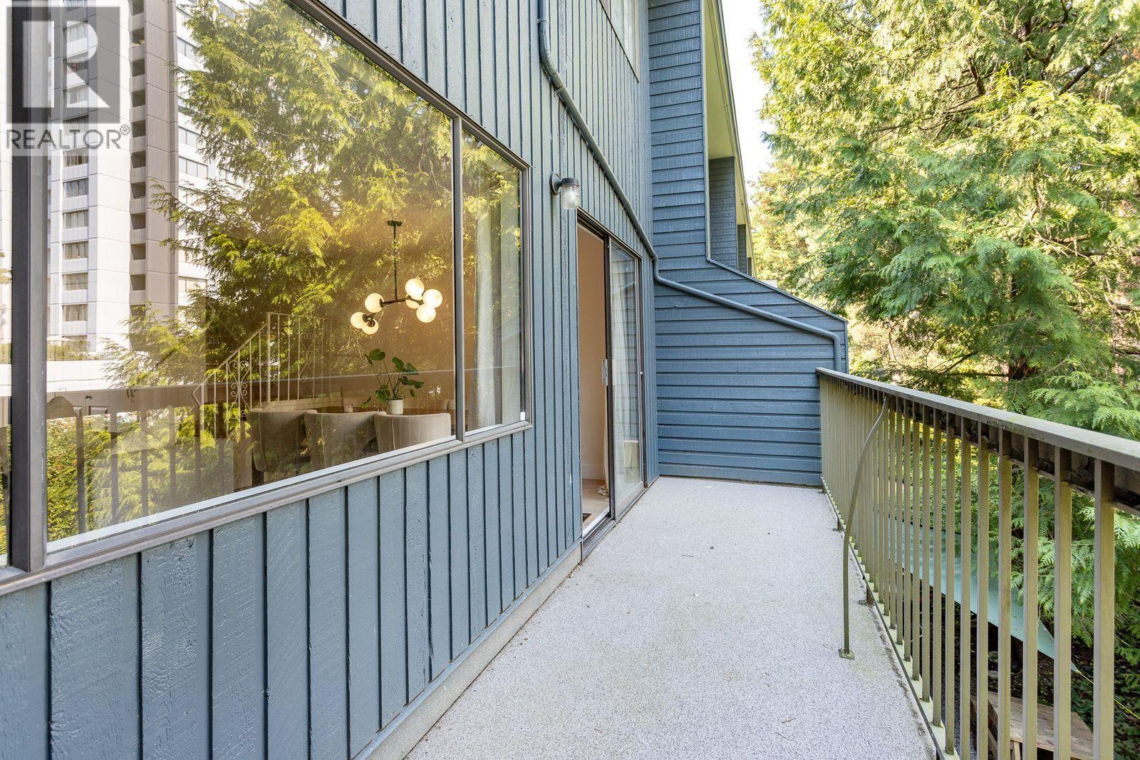 Photo 16 of 7301 Capistrano Drive, Burnaby BC