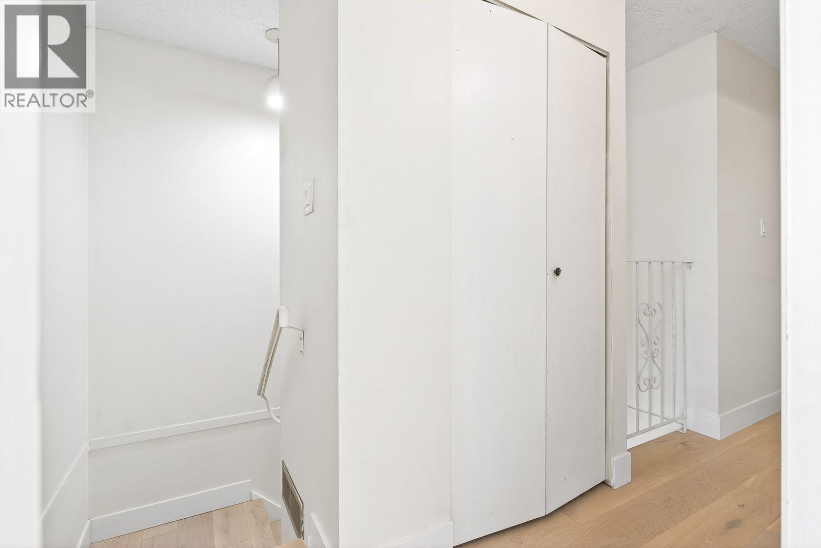 Photo 17 of 7301 Capistrano Drive, Burnaby BC