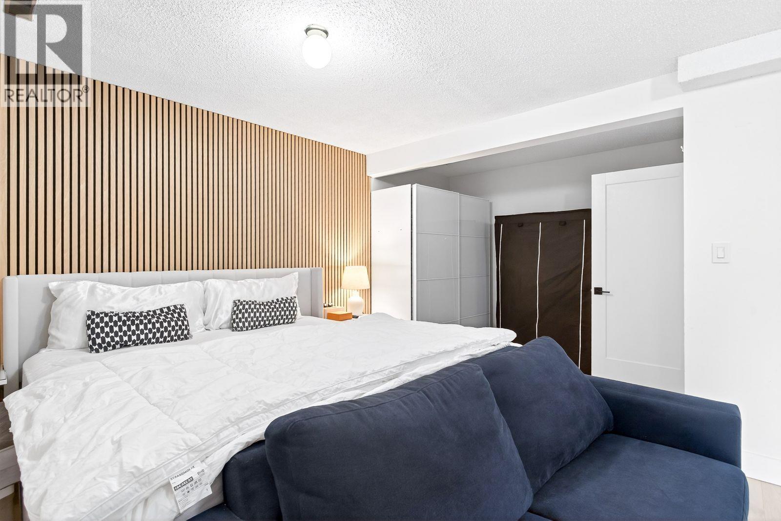 Photo 29 of 7301 Capistrano Drive, Burnaby BC