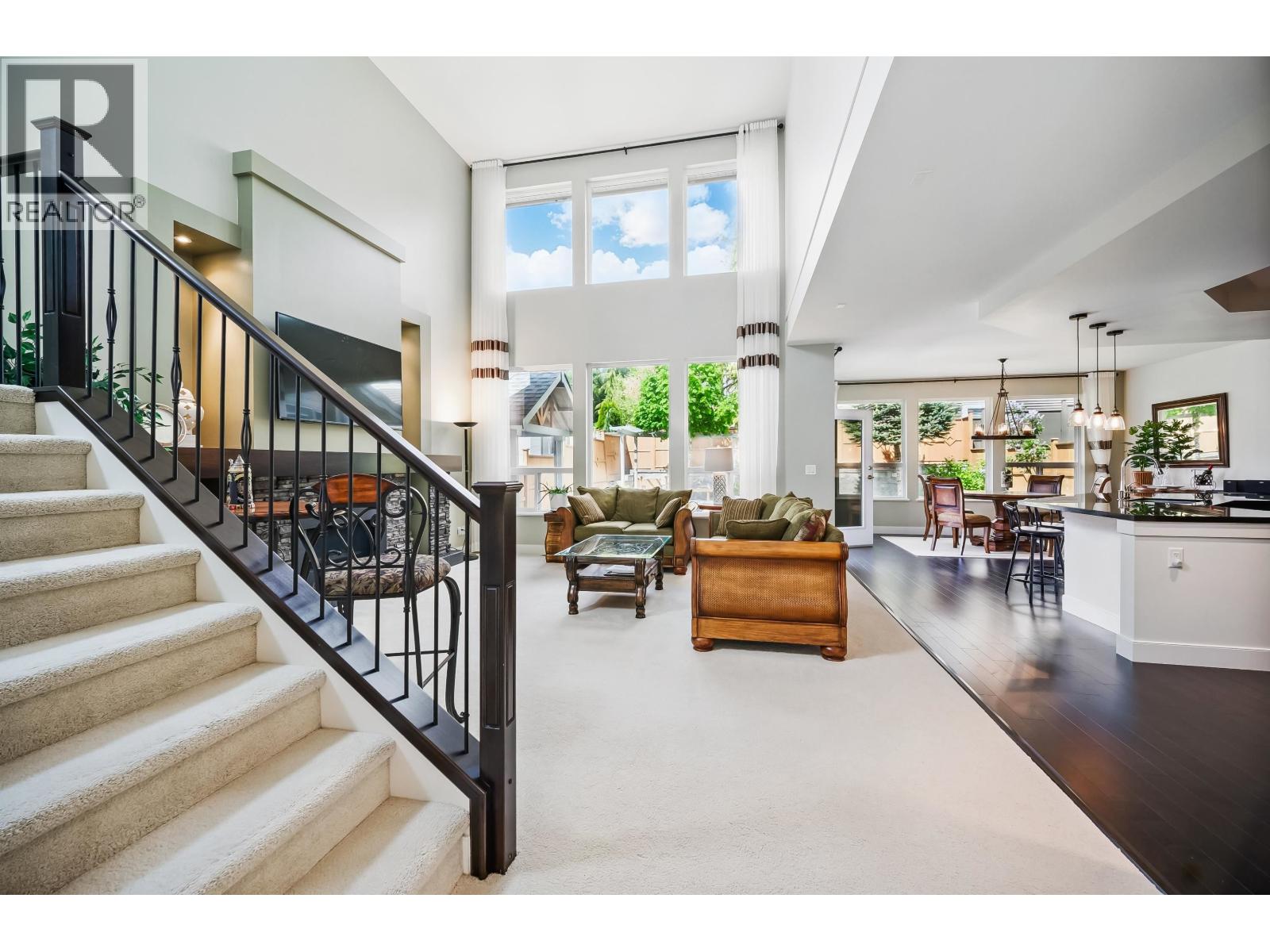 Photo 5 of 3413 Harper Road, Coquitlam BC