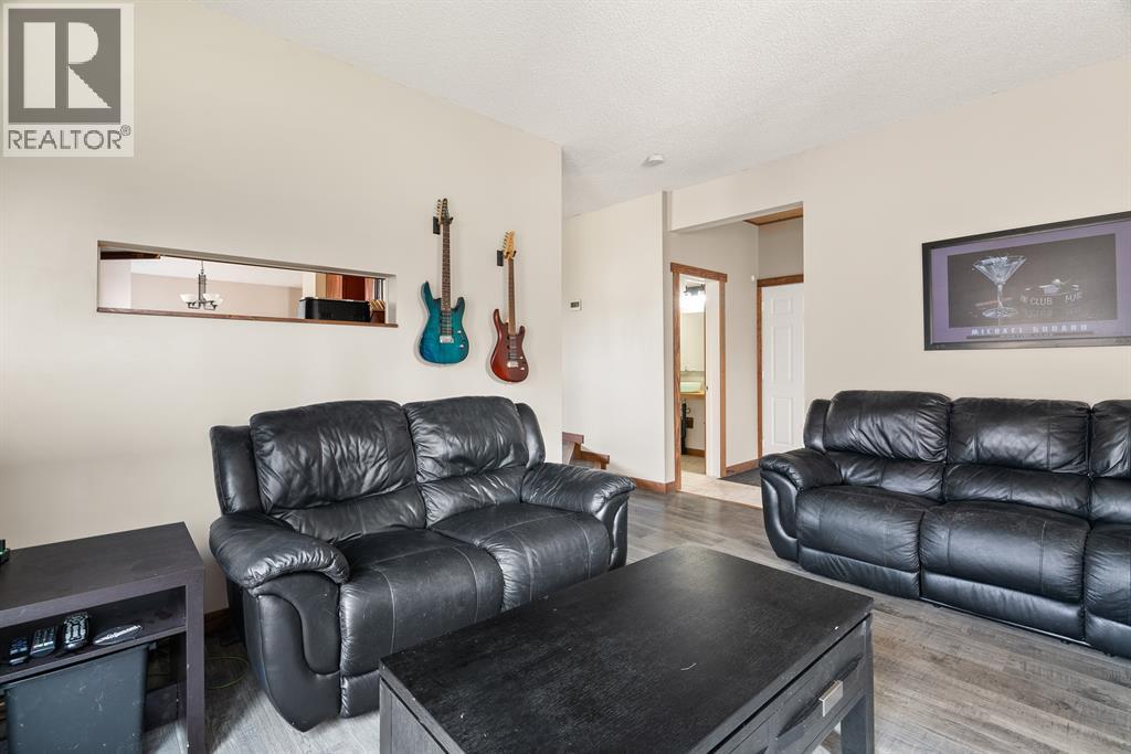Photo 18 of 170 Community Lane, Saprae Creek AB