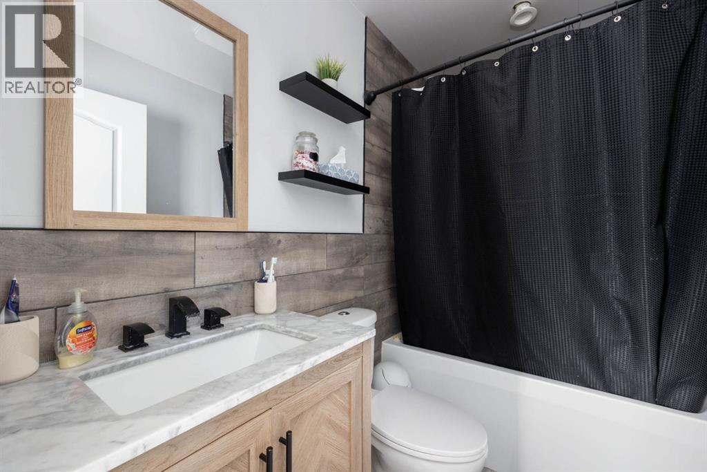 108 Shetland Garden, Fort McMurray