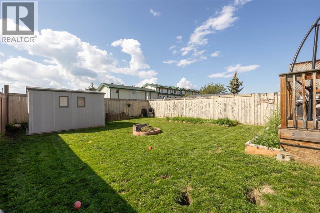108 Shetland Garden, Fort McMurray