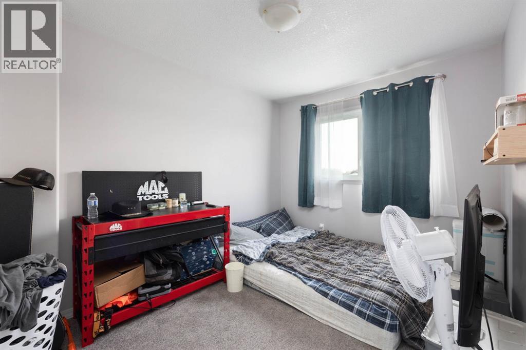 108 Shetland Garden, Fort McMurray