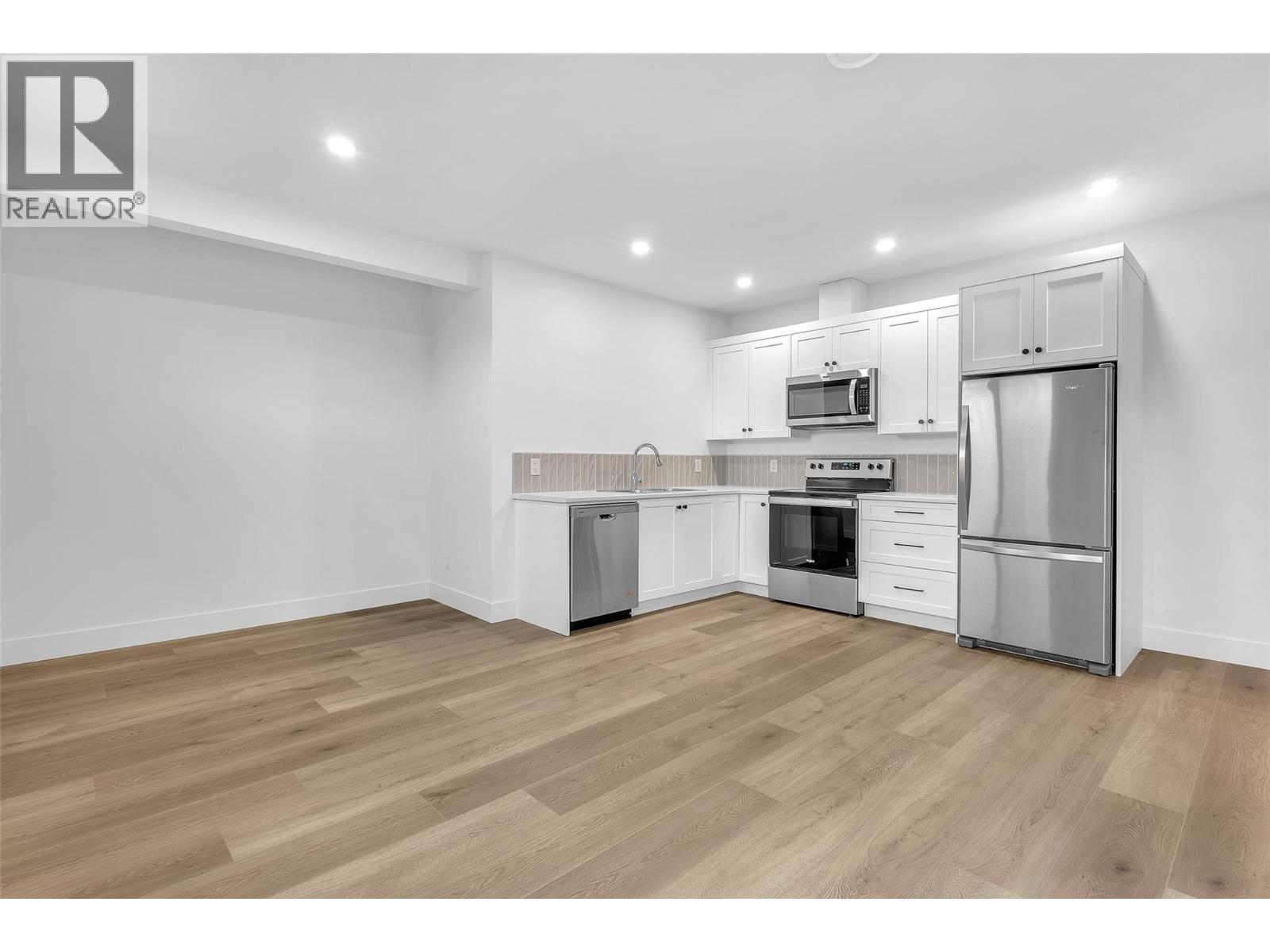  1439 Whistling Pine Place, Kelowna