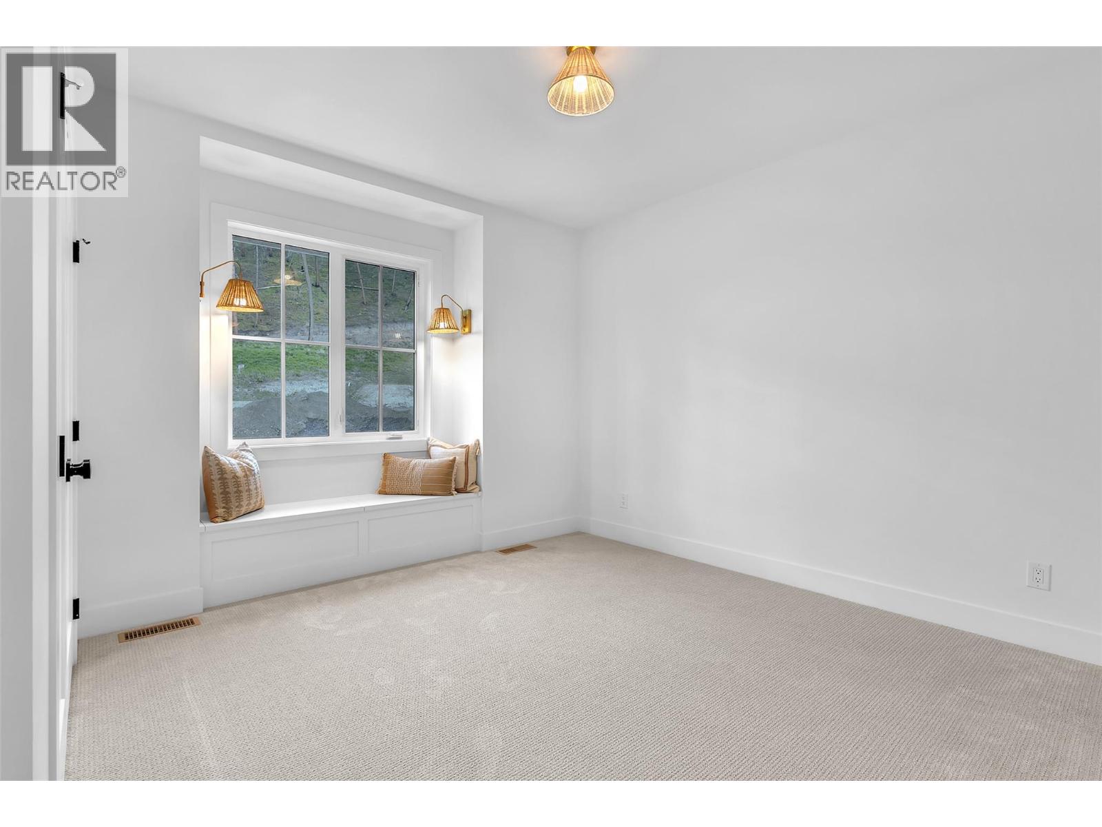  1439 Whistling Pine Place, Kelowna