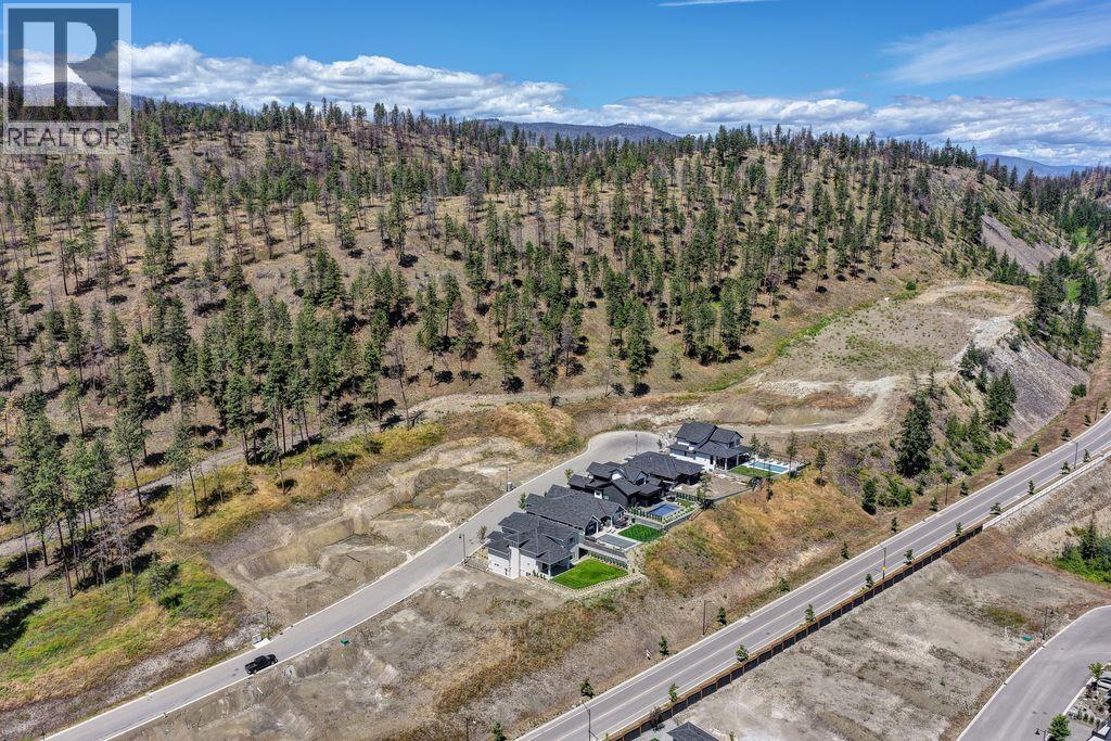  1439 Whistling Pine Place, Kelowna