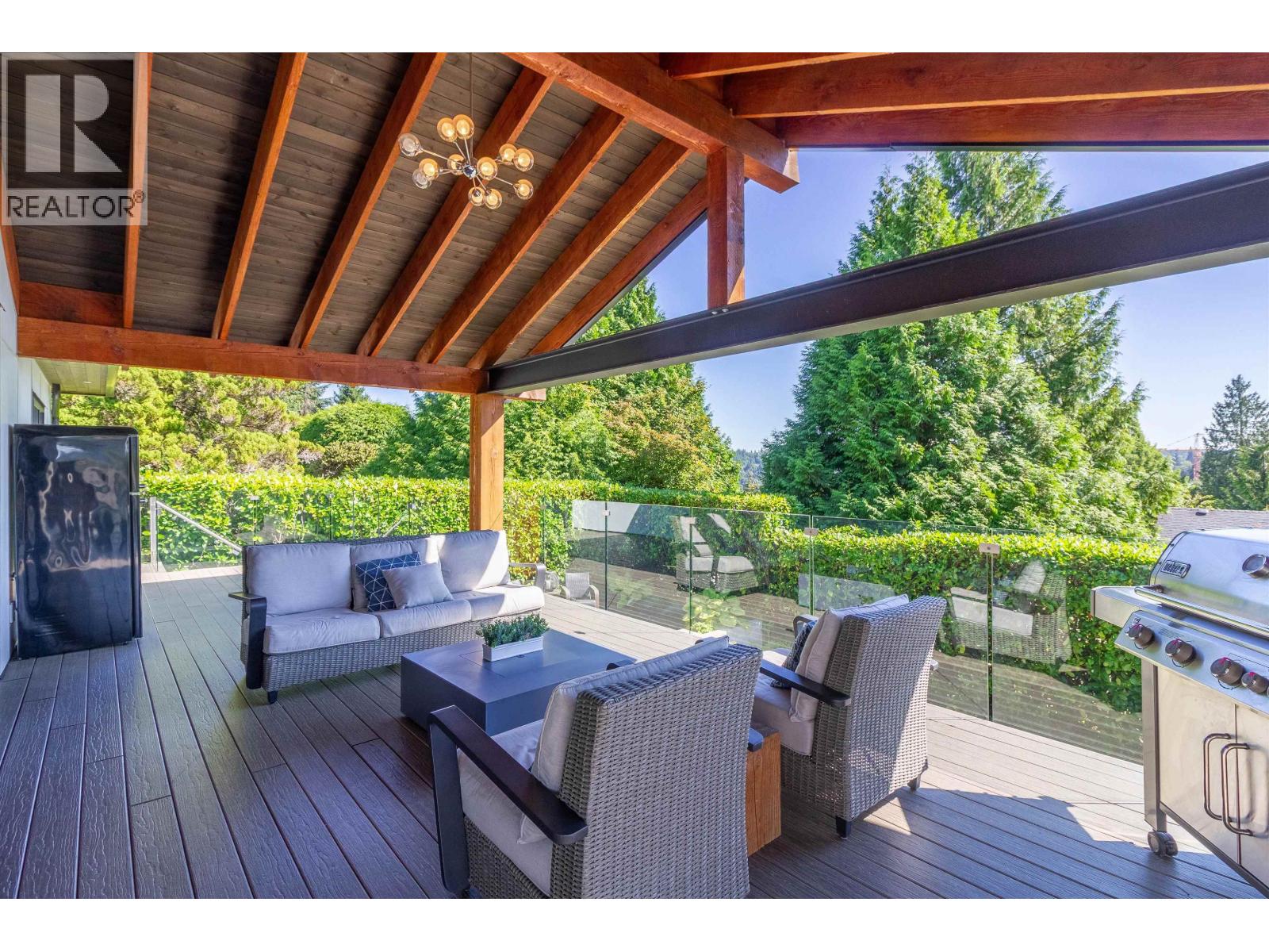 Photo 15 of 302 Oxford Drive, Port Moody BC