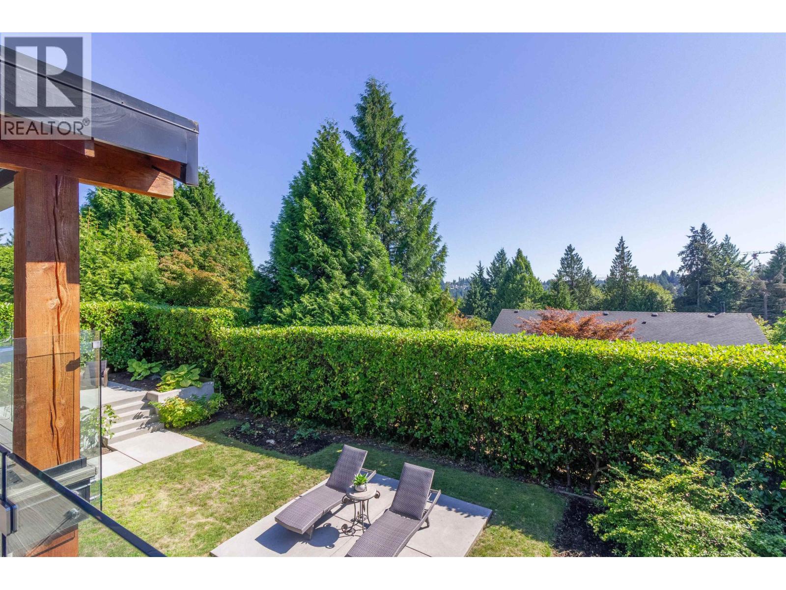 Photo 17 of 302 Oxford Drive, Port Moody BC