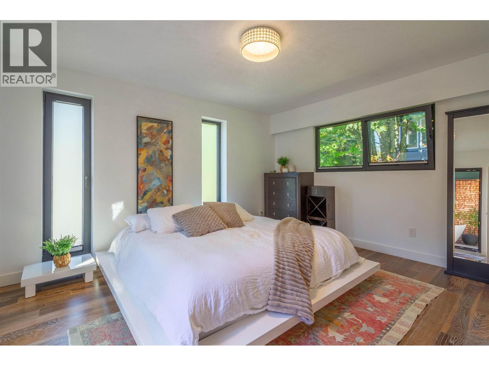 Photo 18 of 302 Oxford Drive, Port Moody BC