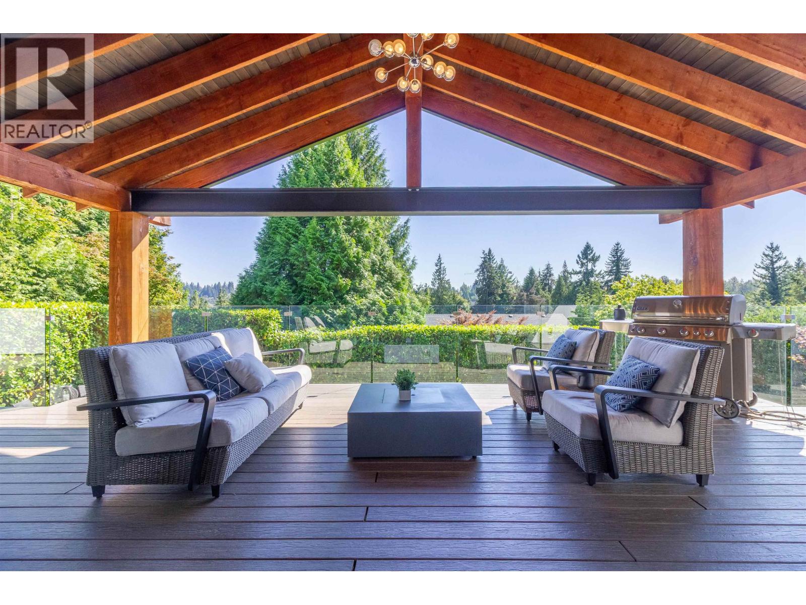 Photo 13 of 302 Oxford Drive, Port Moody BC