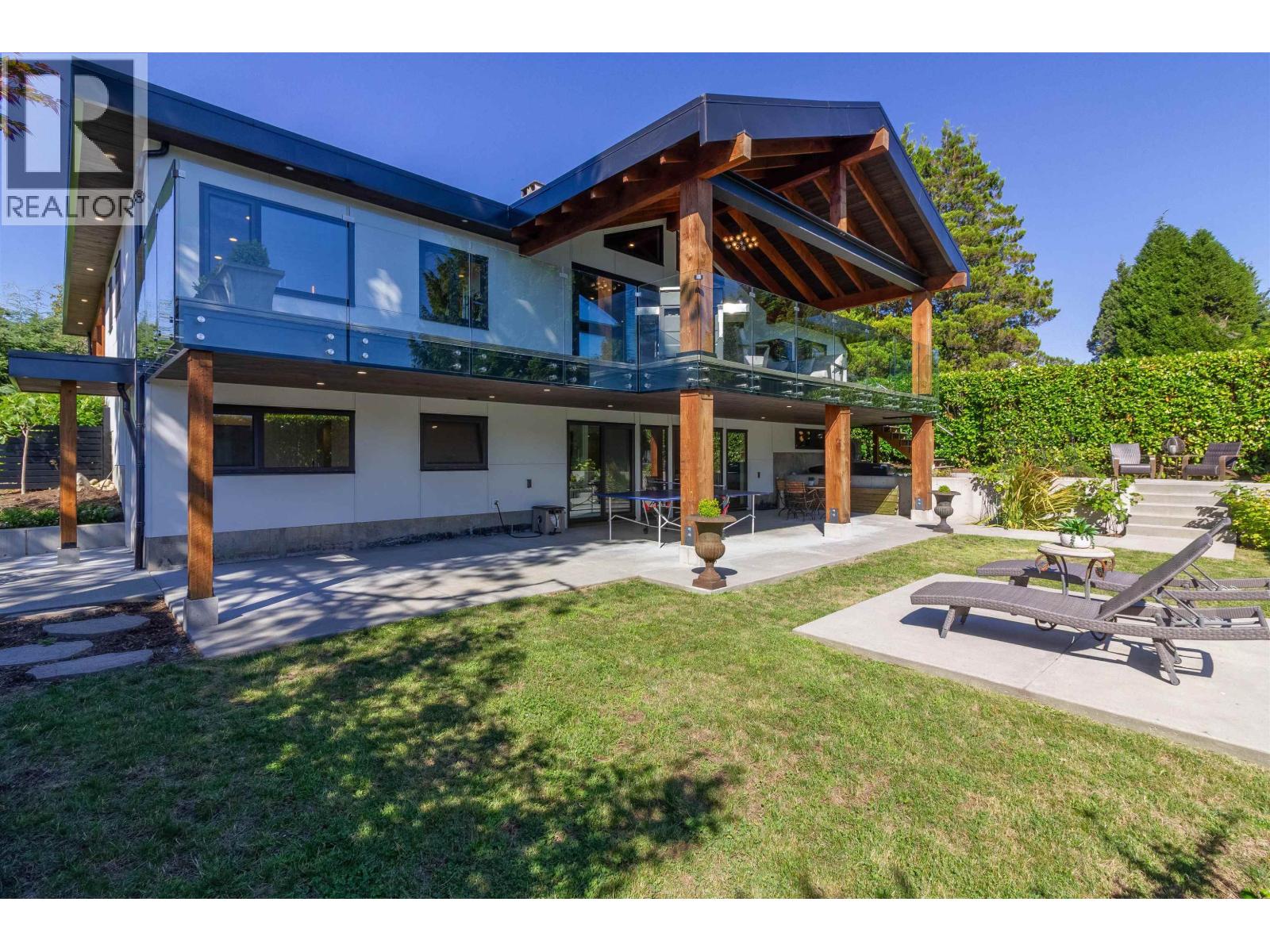 Photo 35 of 302 Oxford Drive, Port Moody BC