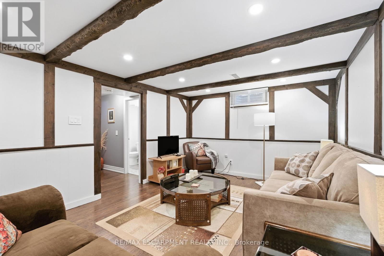 Photo 33 of 3 2254 Upper Middle Road, Burlington ON