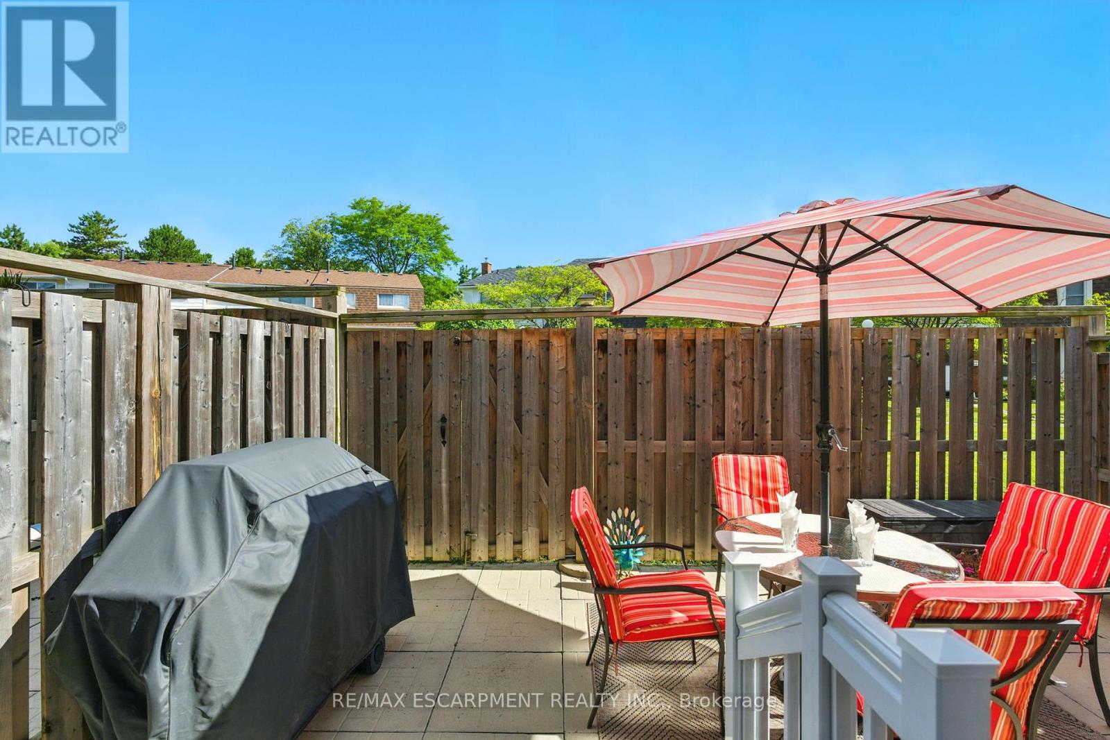 Photo 44 of 3 2254 Upper Middle Road, Burlington ON