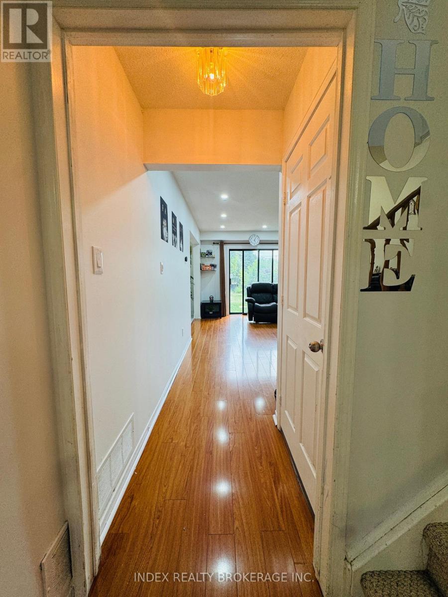 Photo 39 of 56 Bridekirk Place, Brampton ON