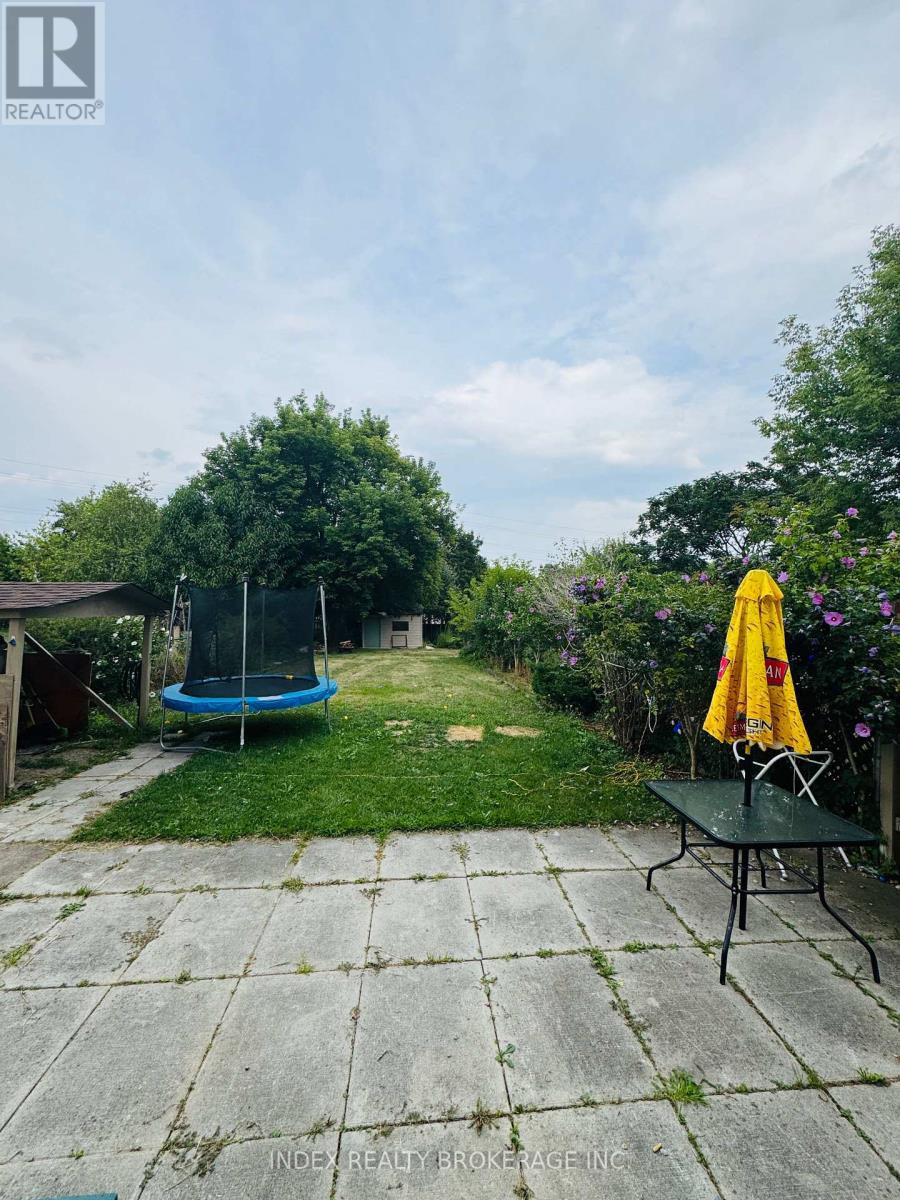 Photo 47 of 56 Bridekirk Place, Brampton ON