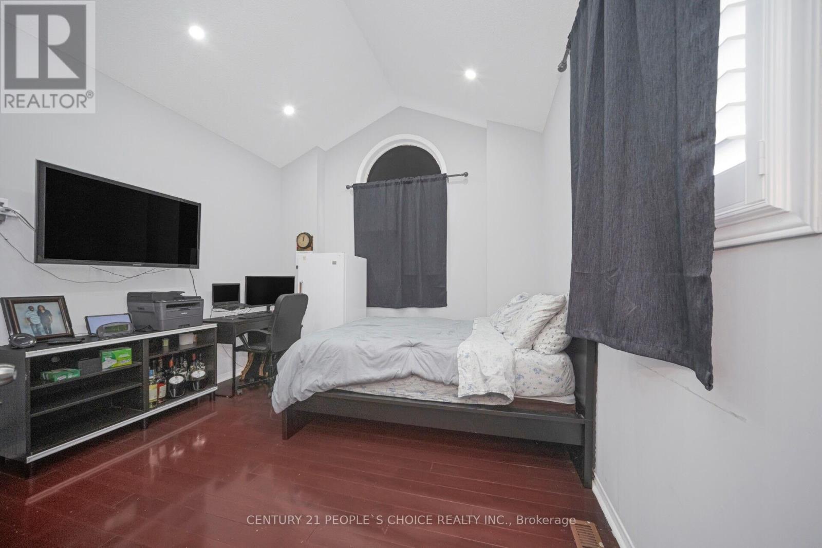 Photo 24 of Upper 2 Checkerberry Crescent, Brampton ON