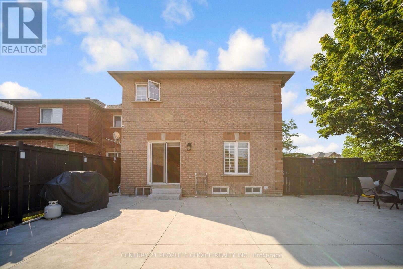 Photo 39 of Upper 2 Checkerberry Crescent, Brampton ON