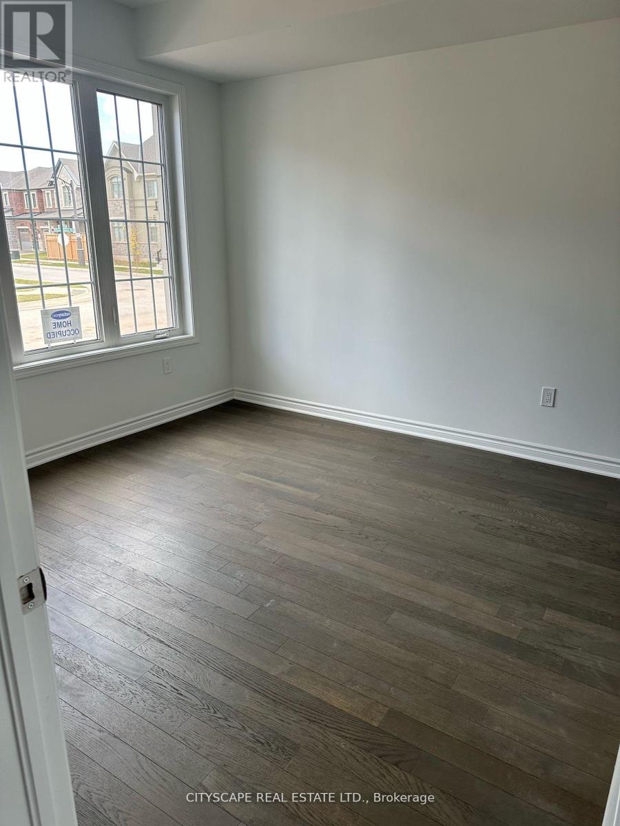 Photo 3 of 3108 William Cutmore Boulevard, Oakville ON