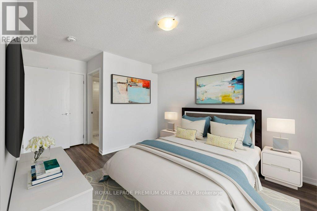 Photo 21 of 193 10 Lloyd Janes Lane, Toronto ON