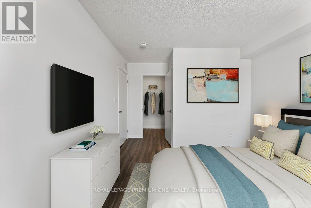 Photo 22 of 193 10 Lloyd Janes Lane, Toronto ON