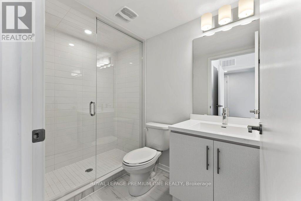 Photo 23 of 193 10 Lloyd Janes Lane, Toronto ON