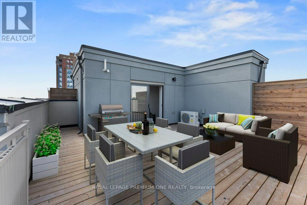 Photo 26 of 193 10 Lloyd Janes Lane, Toronto ON