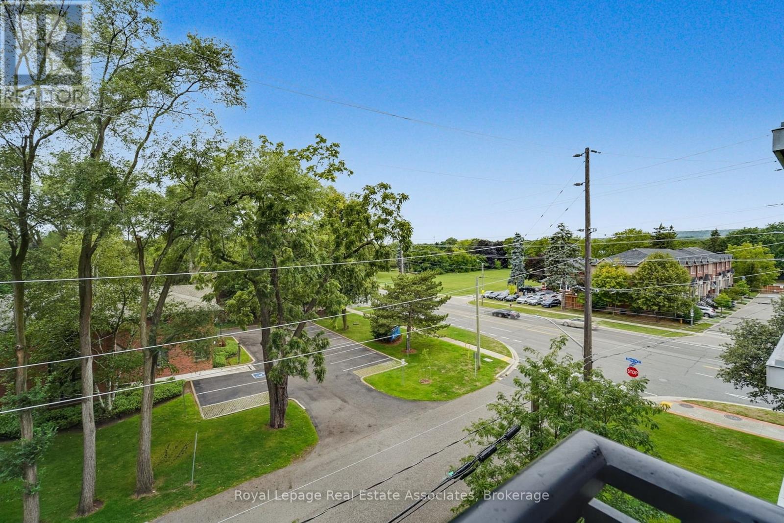 Photo 23 of 409 320 Plains Road E, Burlington ON