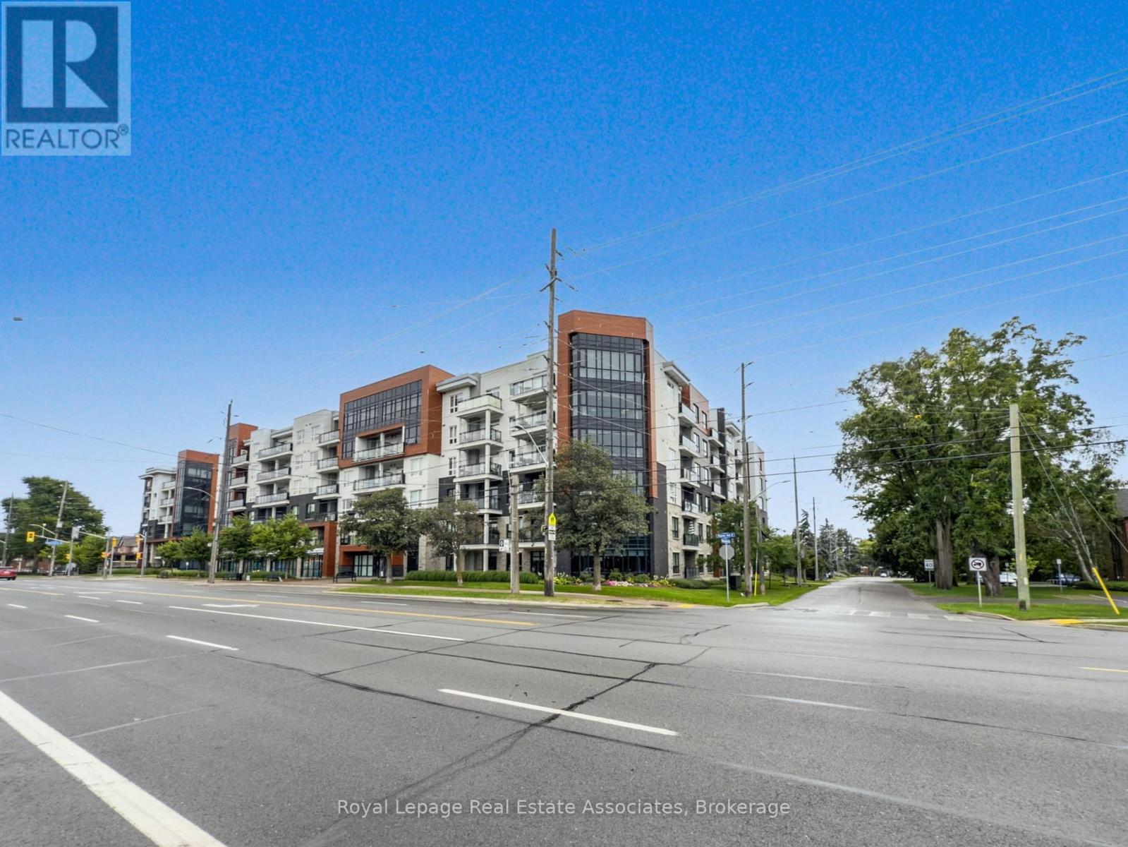 Photo 5 of 409 320 Plains Road E, Burlington ON