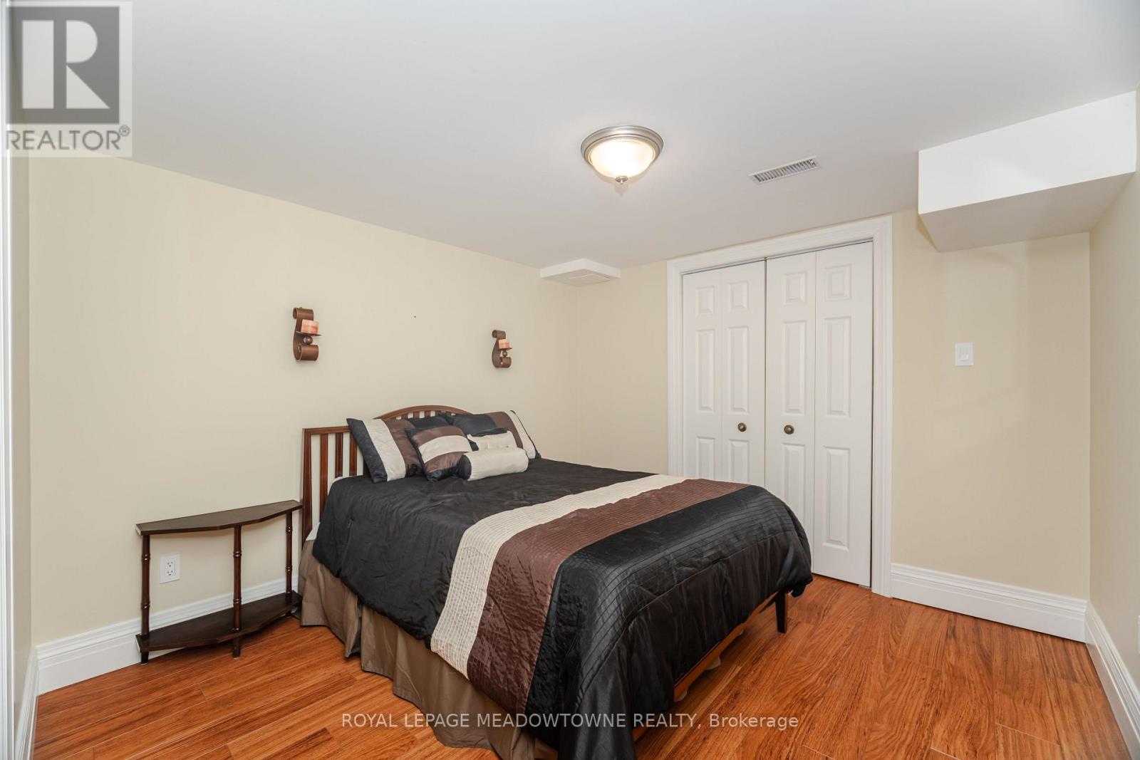Photo 45 of 915 Gaslight Way, Mississauga ON