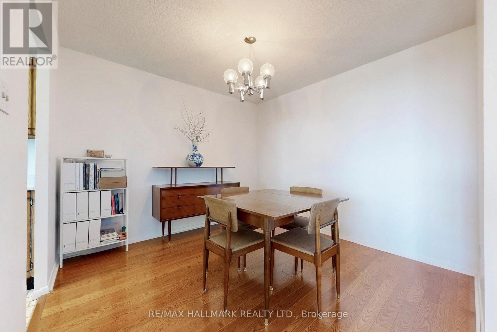 Photo 7 of 1107 7811 Yonge Street, Markham ON