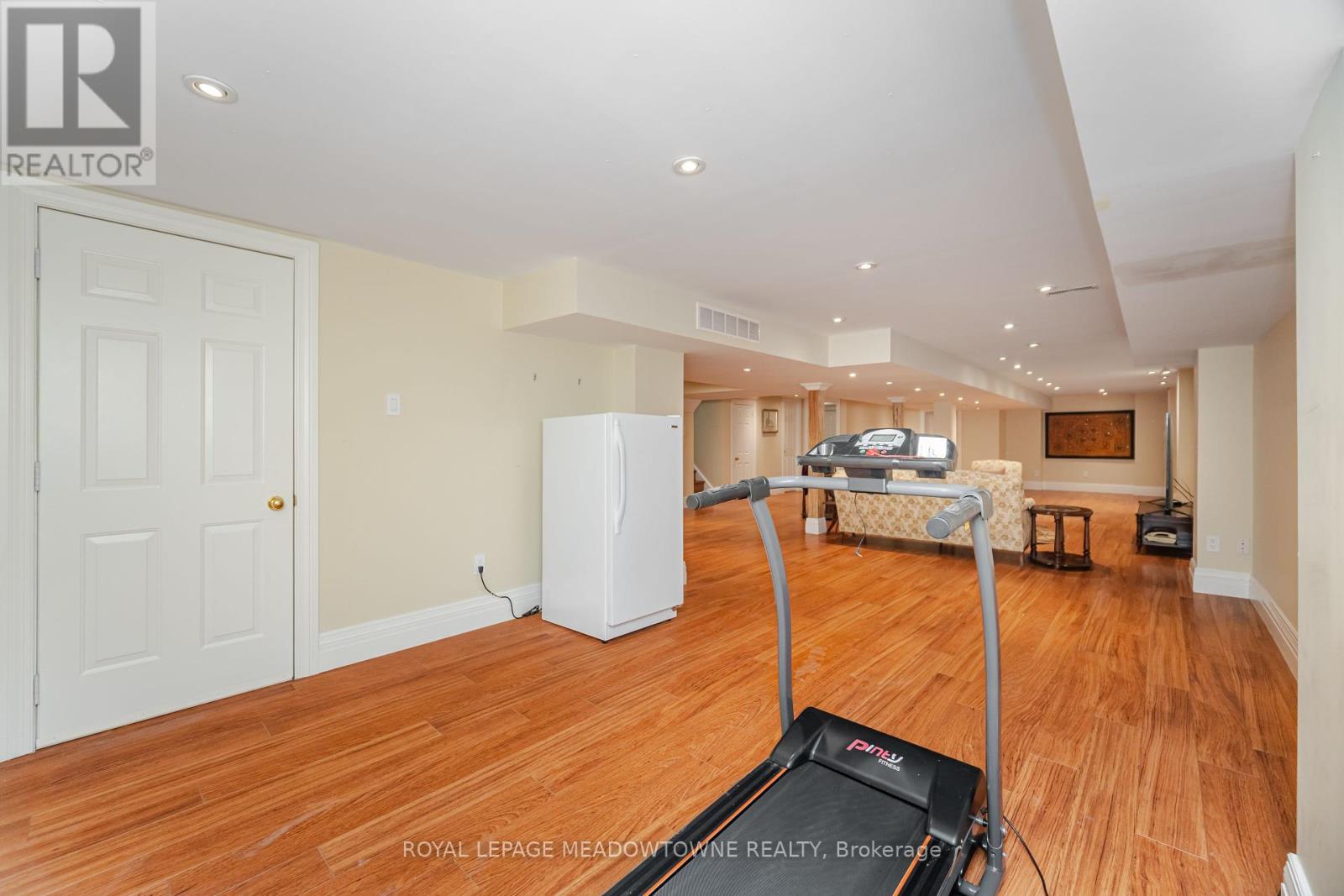 Photo 44 of 915 Gaslight Way, Mississauga ON