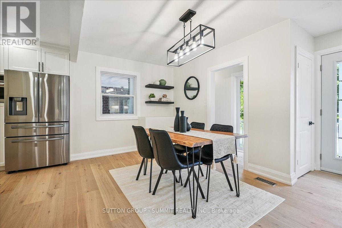 Photo 10 of 25 Elgin Street, Hamilton ON