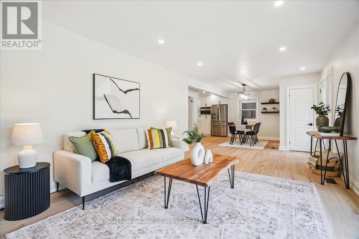 Photo 4 of 25 Elgin Street, Hamilton ON