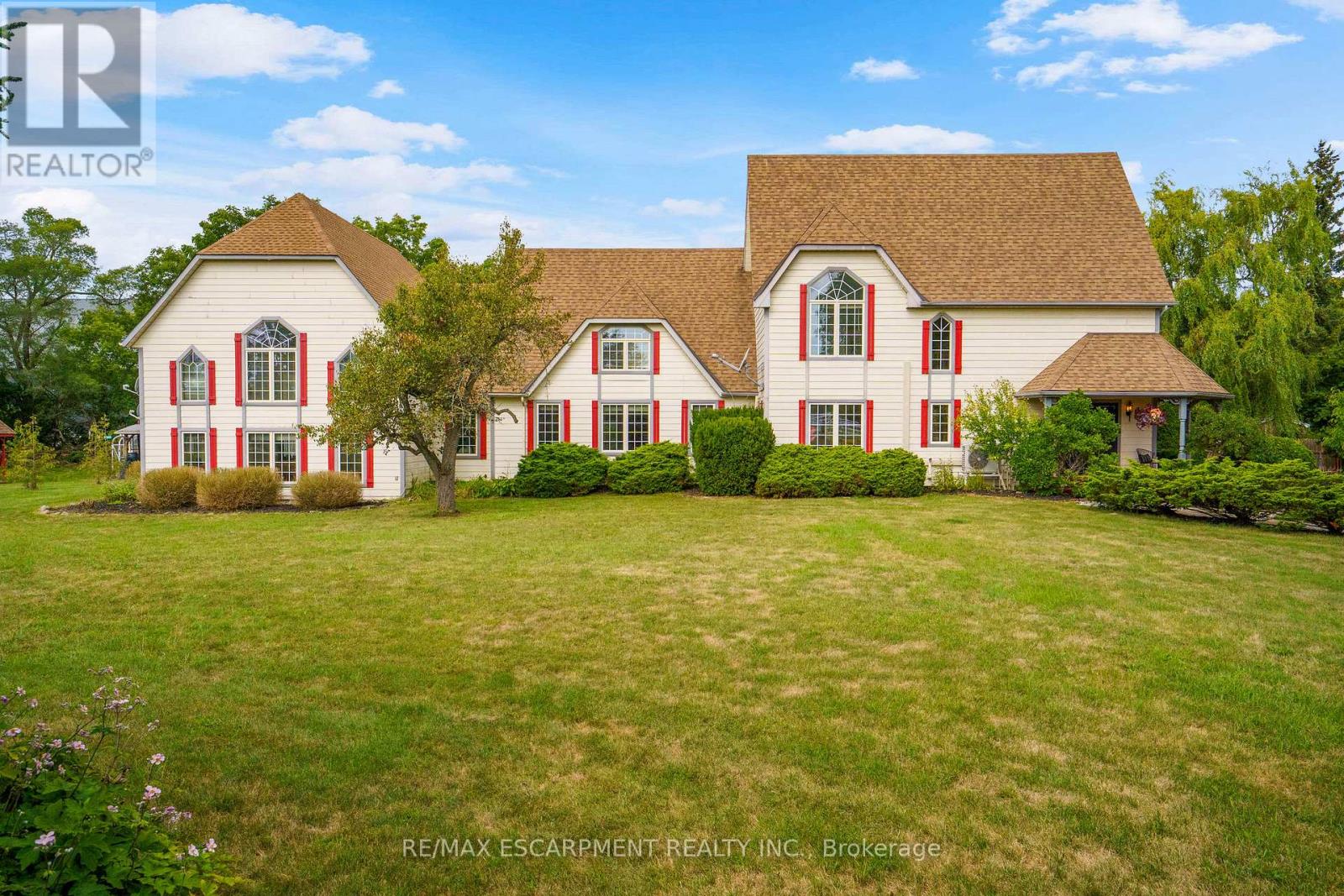 Photo 3 of 1166 Westbrook Road, Hamilton ON