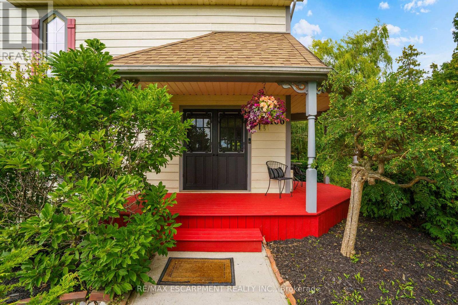 Photo 4 of 1166 Westbrook Road, Hamilton ON