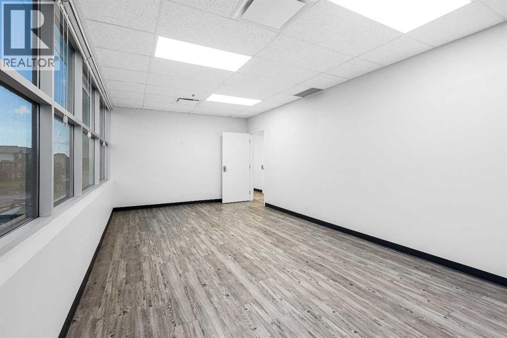 Photo 14 of 220 20 Saddlestone Drive Ne, Calgary AB