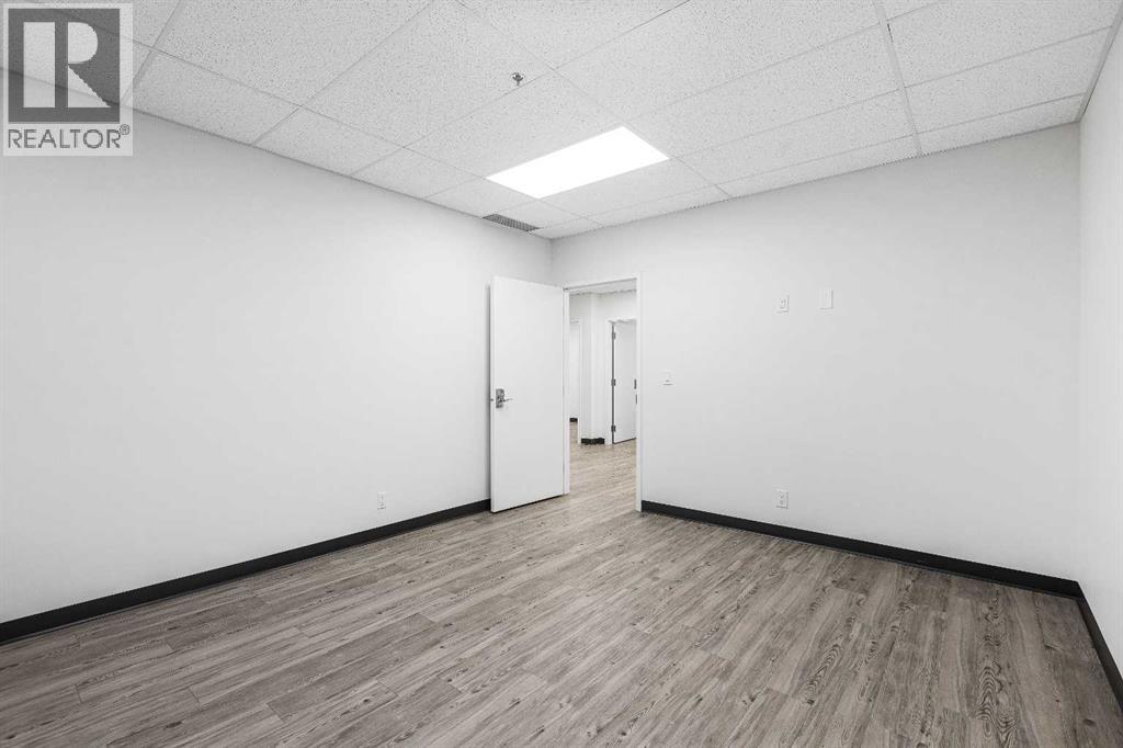 Photo 16 of 220 20 Saddlestone Drive Ne, Calgary AB