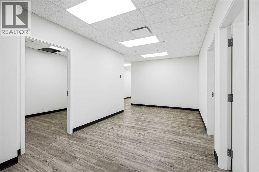Photo 11 of 220 20 Saddlestone Drive Ne, Calgary AB