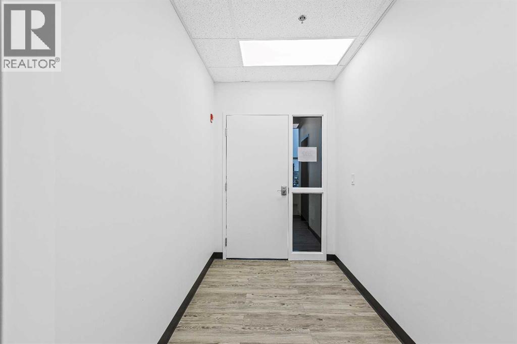 Photo 7 of 220 20 Saddlestone Drive Ne, Calgary AB