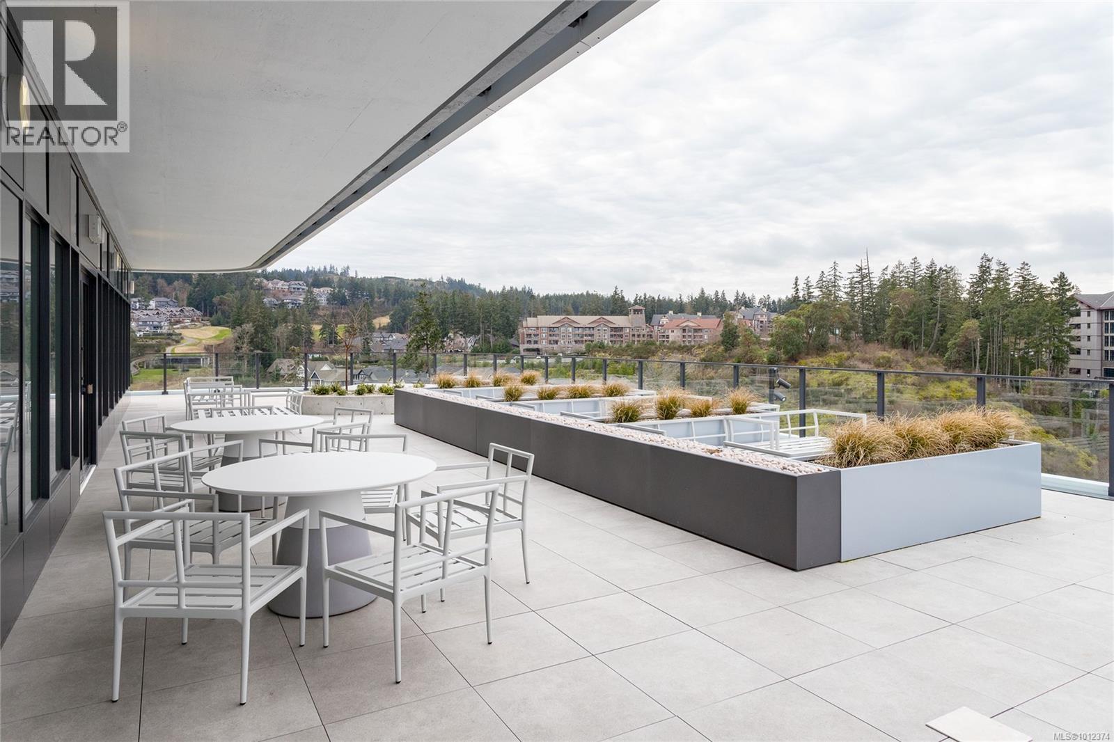 915 2000 Hannington Road, Langford